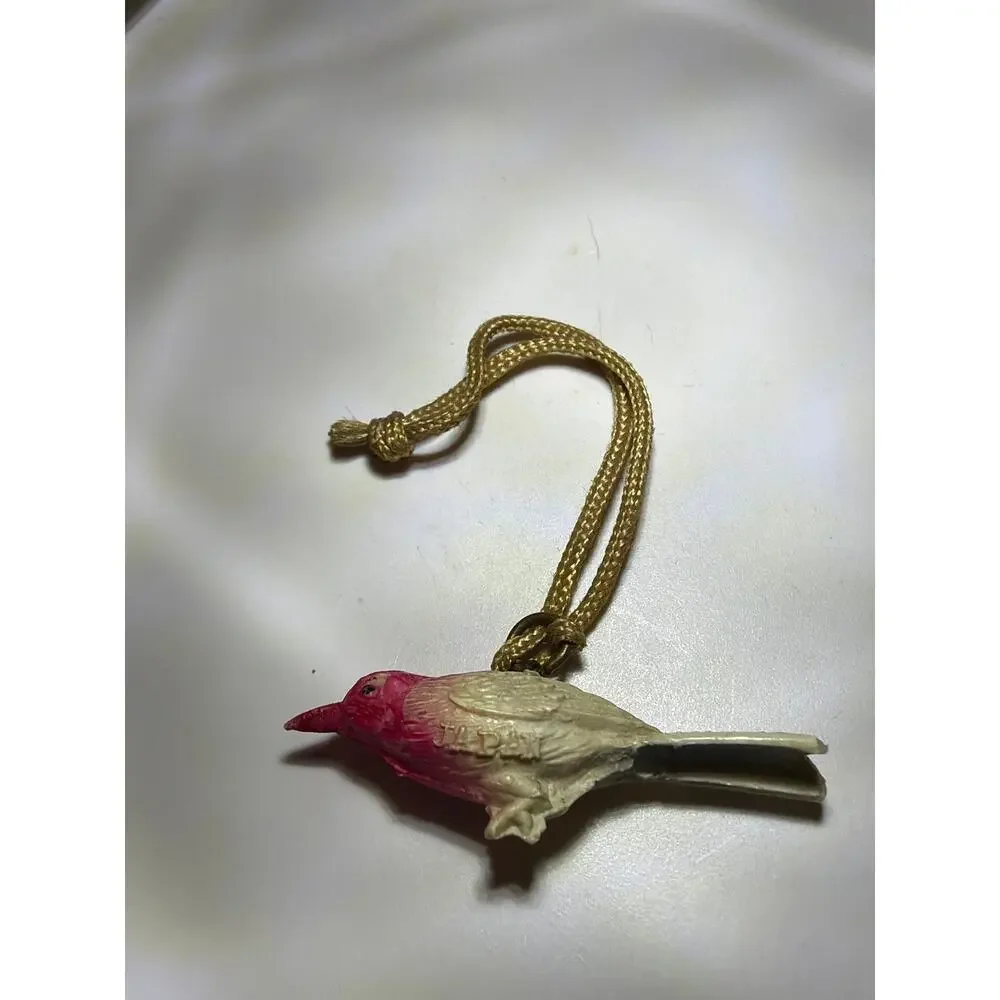 Unbranded vintage hanging